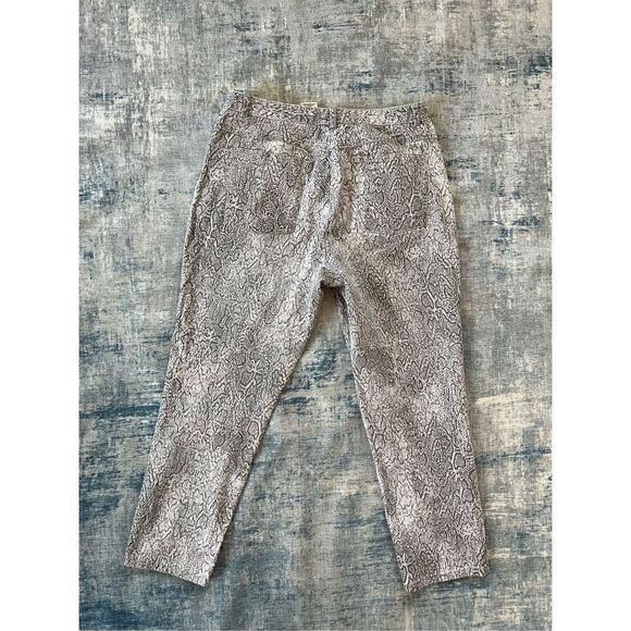 Ruby Rd Gray Snake Print Cropped Denim Jeans Size 10 - Picture 2 of 6